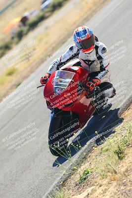 media/Oct-15-2023-TrackXperience (Sun) [[85198ff50b]]/Group 3/session 4 turn 3/